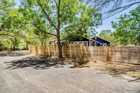 506 Shaw Avenue Fredericksburg TX 78624