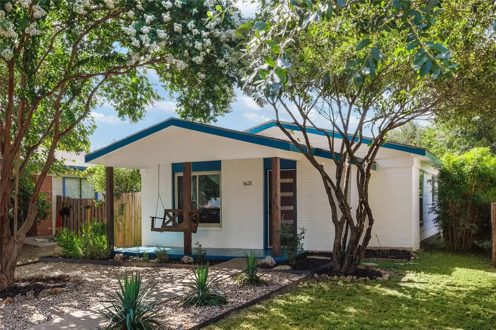 5625 Pinon Vista Drive Austin TX 78724