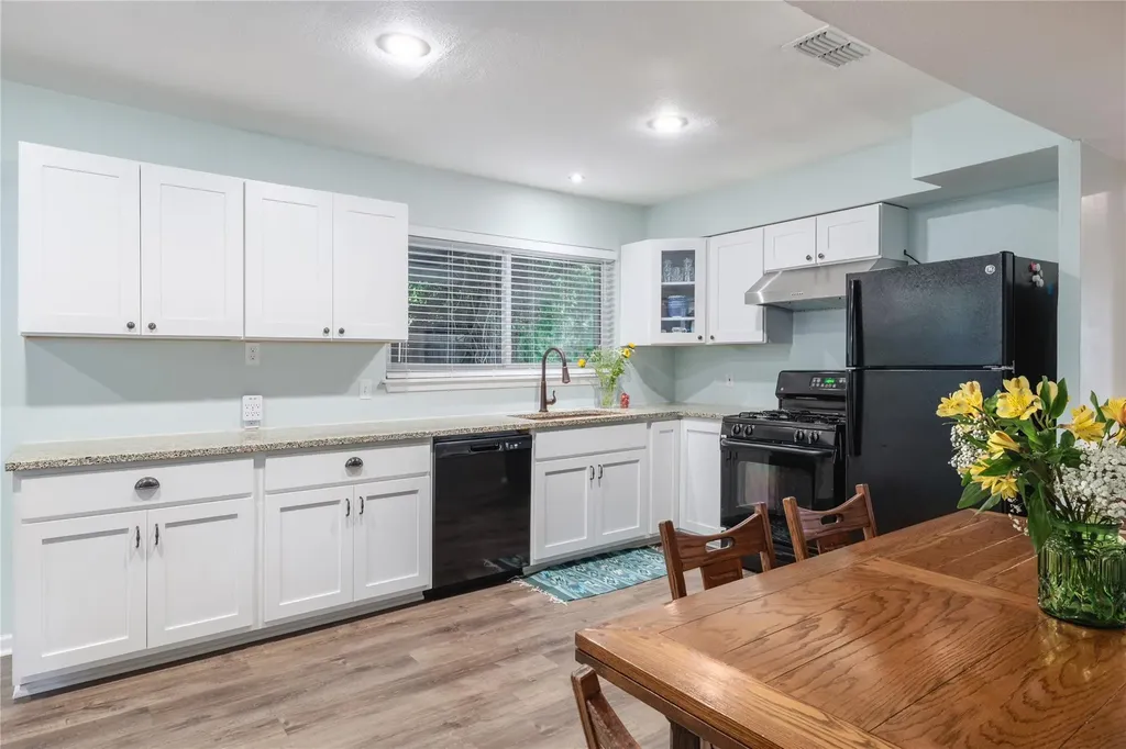 5625 Pinon Vista Drive Austin TX 78724