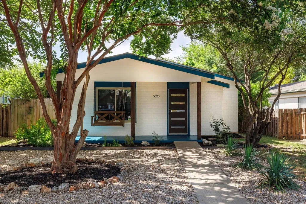 5625 Pinon Vista Drive Austin TX 78724