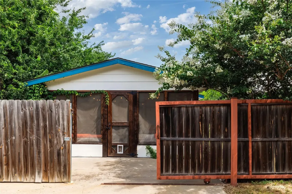 5625 Pinon Vista Drive Austin TX 78724