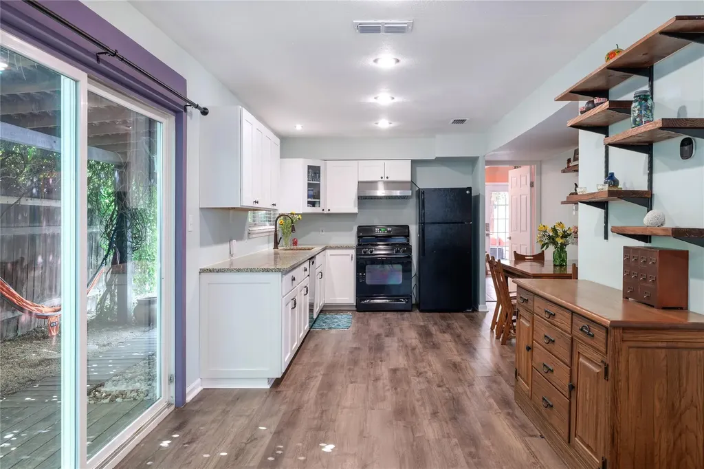 5625 Pinon Vista Drive Austin TX 78724