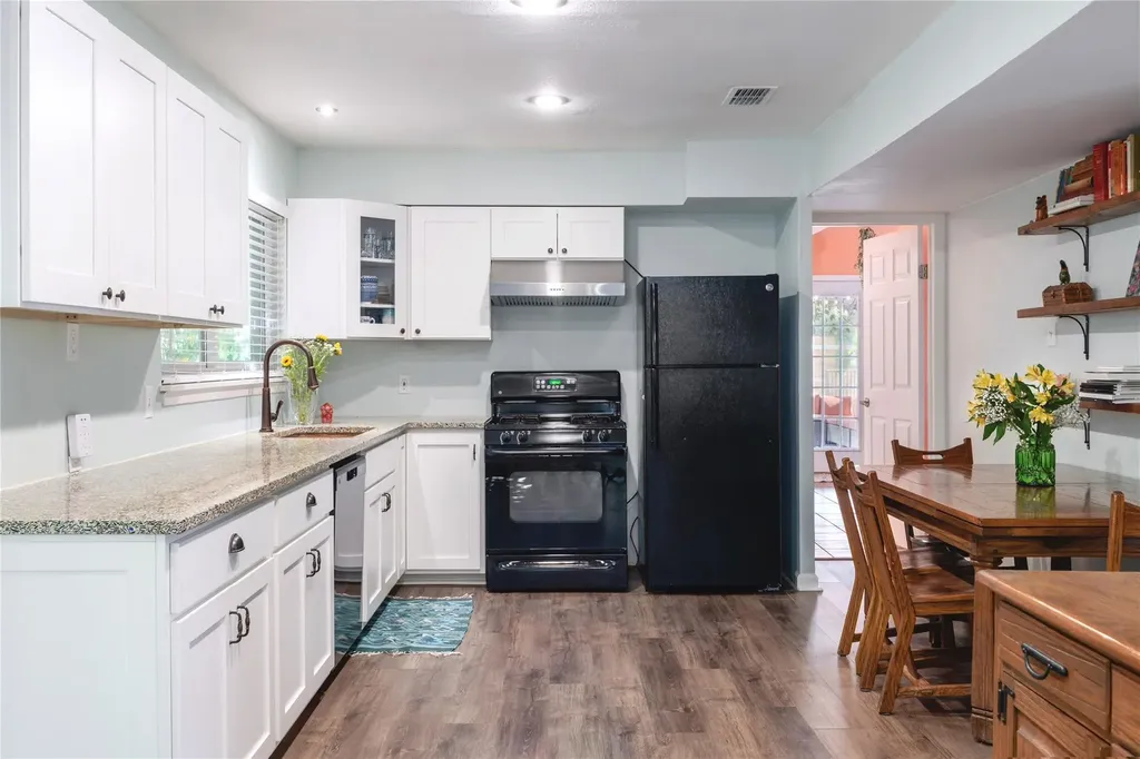5625 Pinon Vista Drive Austin TX 78724