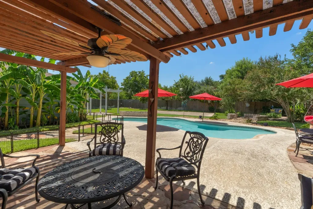 1817 Mason Creek Boulevard Leander TX 78641