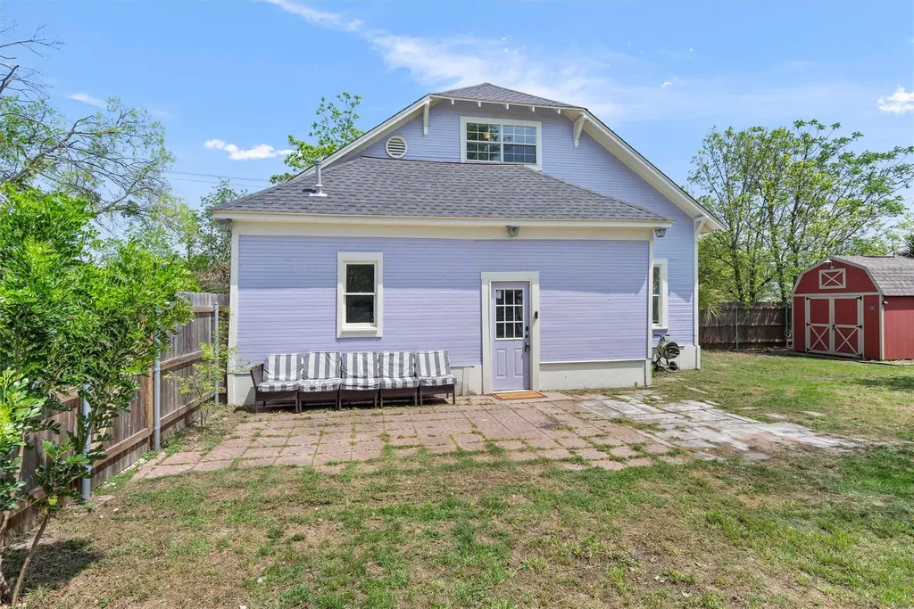 901 Kimbro Street Taylor TX 76574