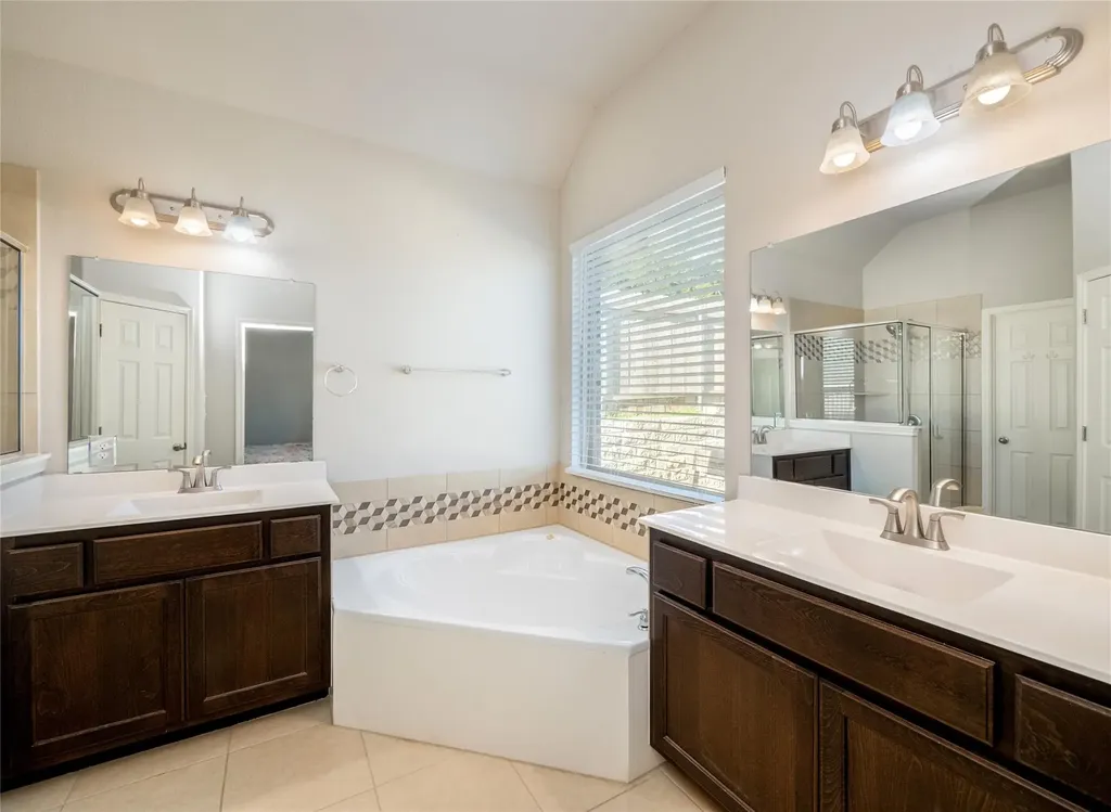 22108 Cross Timbers Bend Lago Vista TX 78645