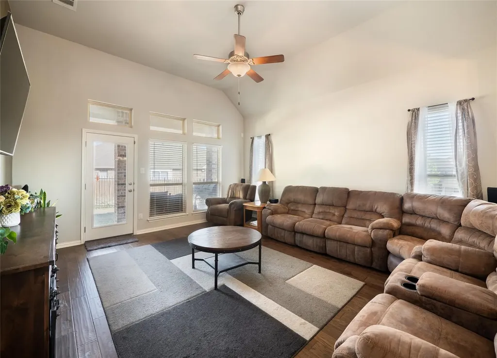 22108 Cross Timbers Bend Lago Vista TX 78645