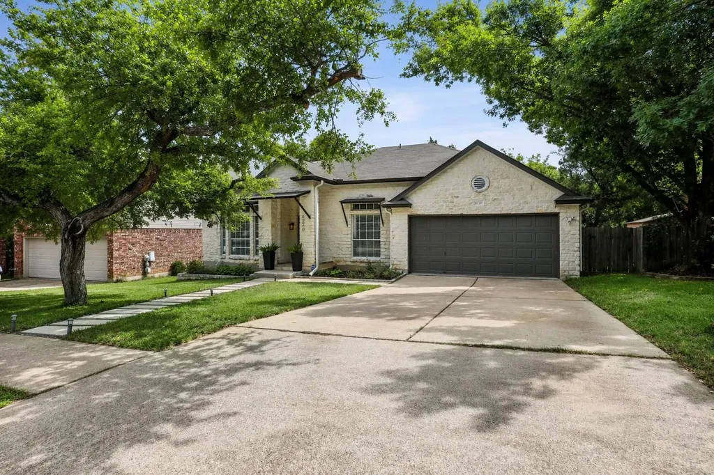 6220 Harrogate Drive Austin TX 78759