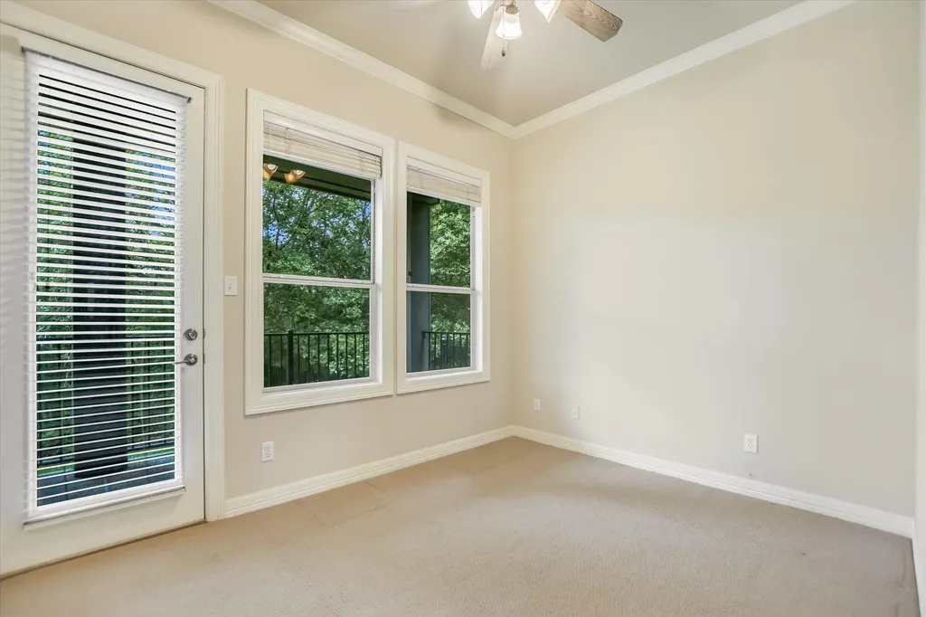 801 Chrissys Cove Austin TX 78733