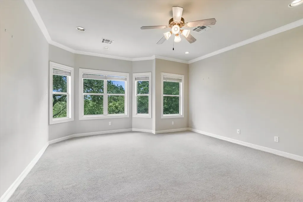 801 Chrissys Cove Austin TX 78733
