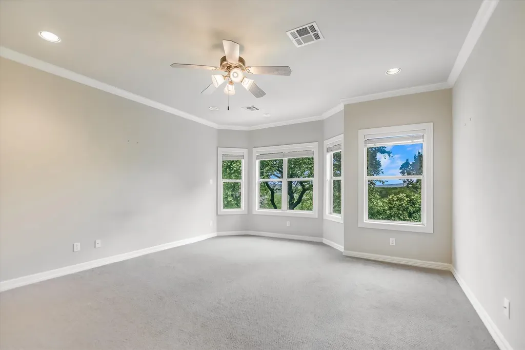 801 Chrissys Cove Austin TX 78733
