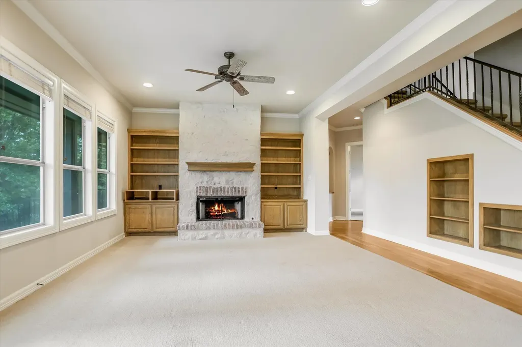 801 Chrissys Cove Austin TX 78733