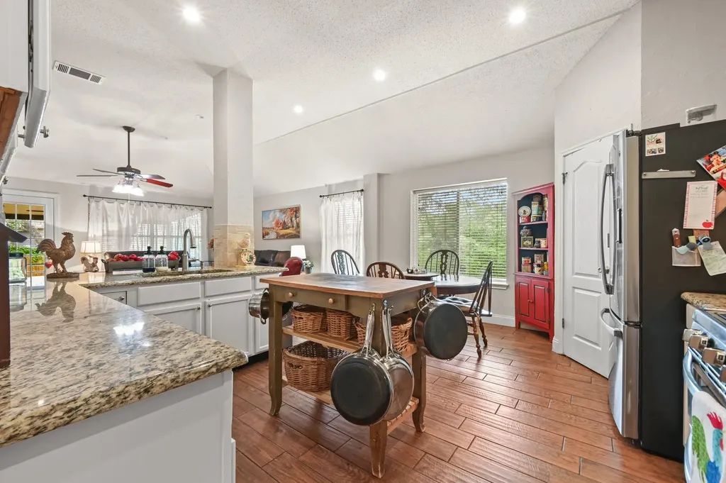 5907 Marchmont Lane Austin TX 78749