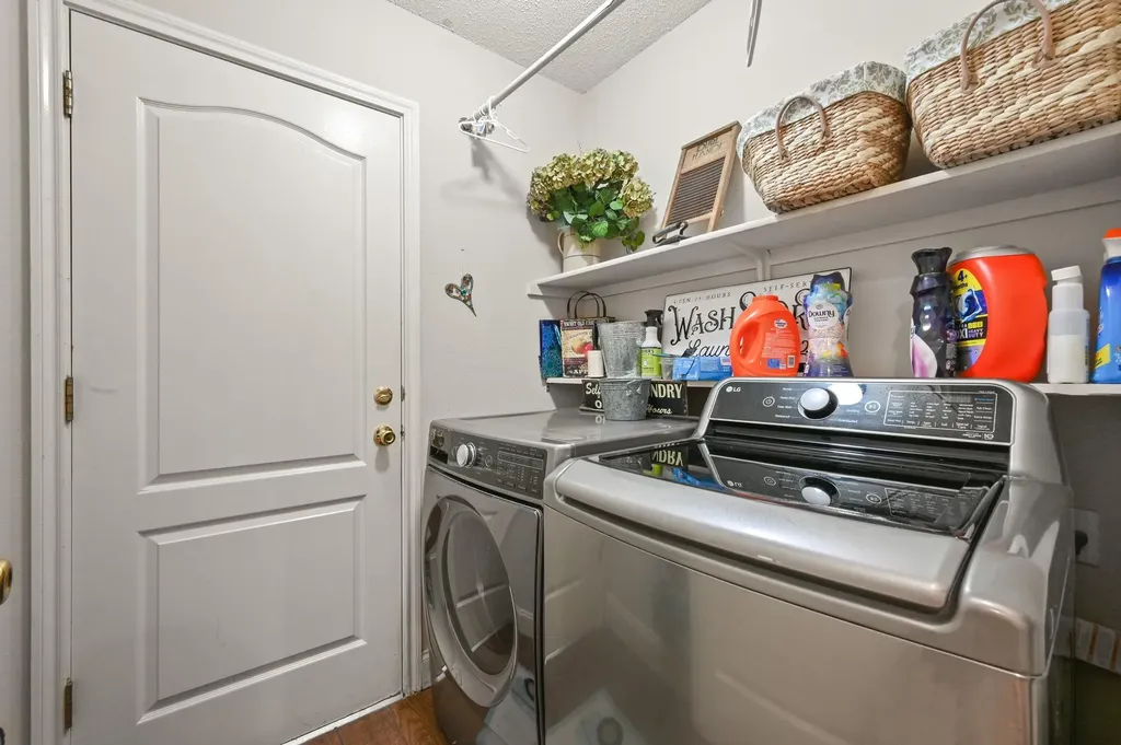 5907 Marchmont Lane Austin TX 78749