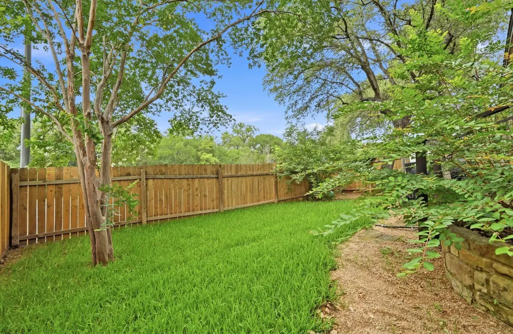 5907 Marchmont Lane Austin TX 78749