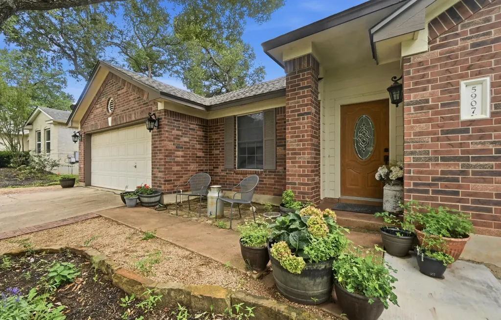 5907 Marchmont Lane Austin TX 78749