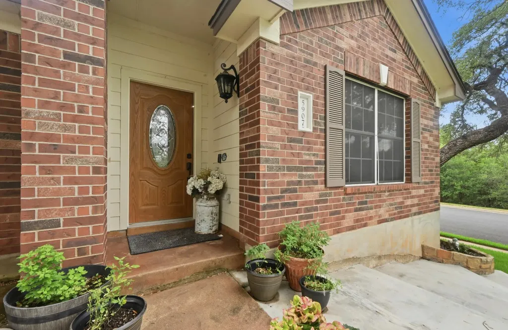 5907 Marchmont Lane Austin TX 78749
