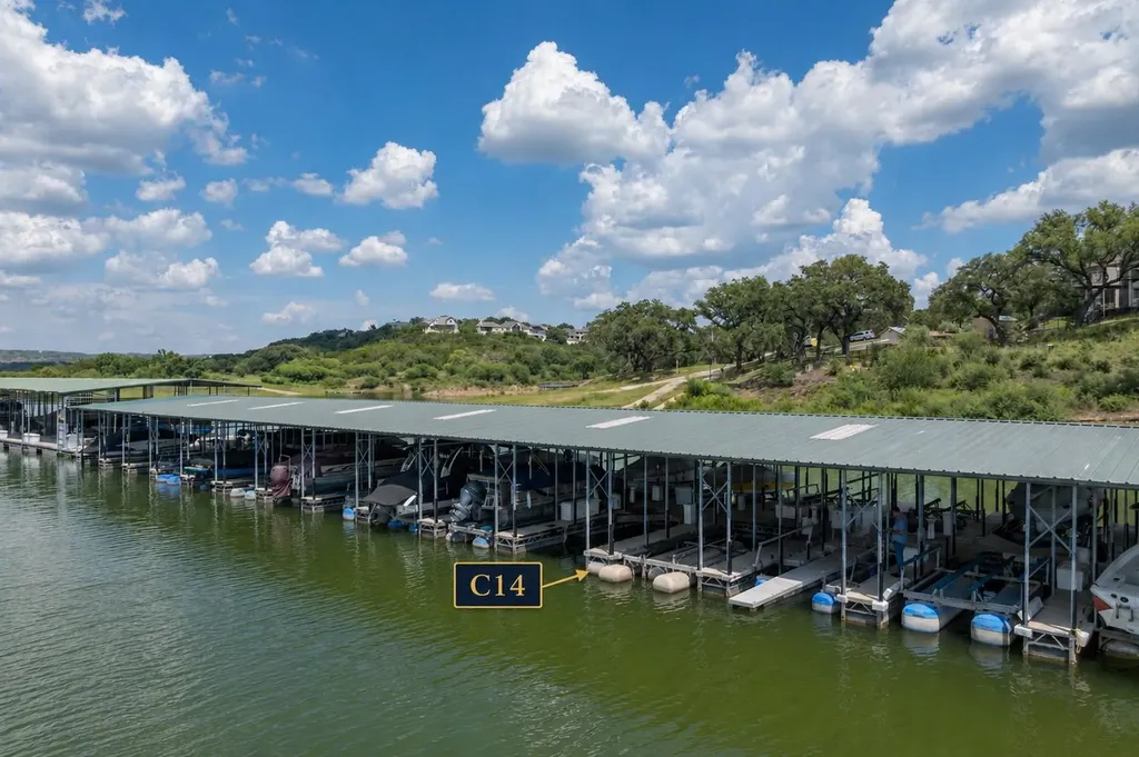 828 Wesley Ridge Drive Spicewood TX 78669