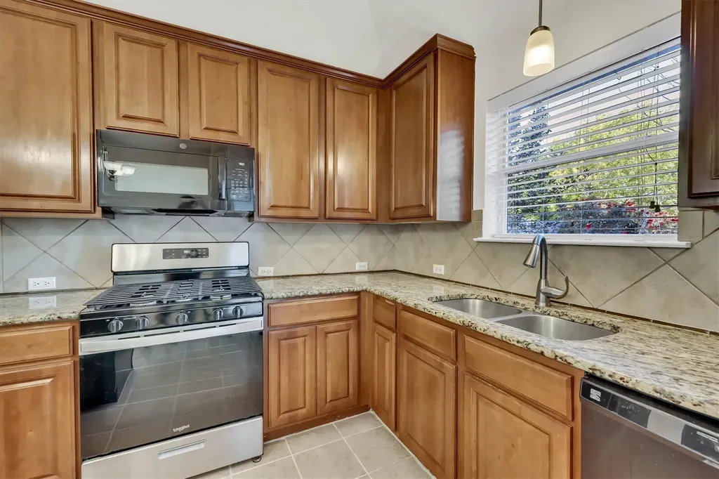 18420 Masi Loop Pflugerville TX 78660