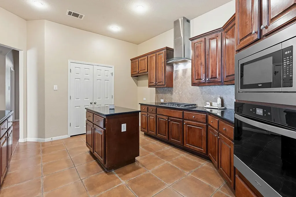 16305 Almaden Drive Austin TX 78717
