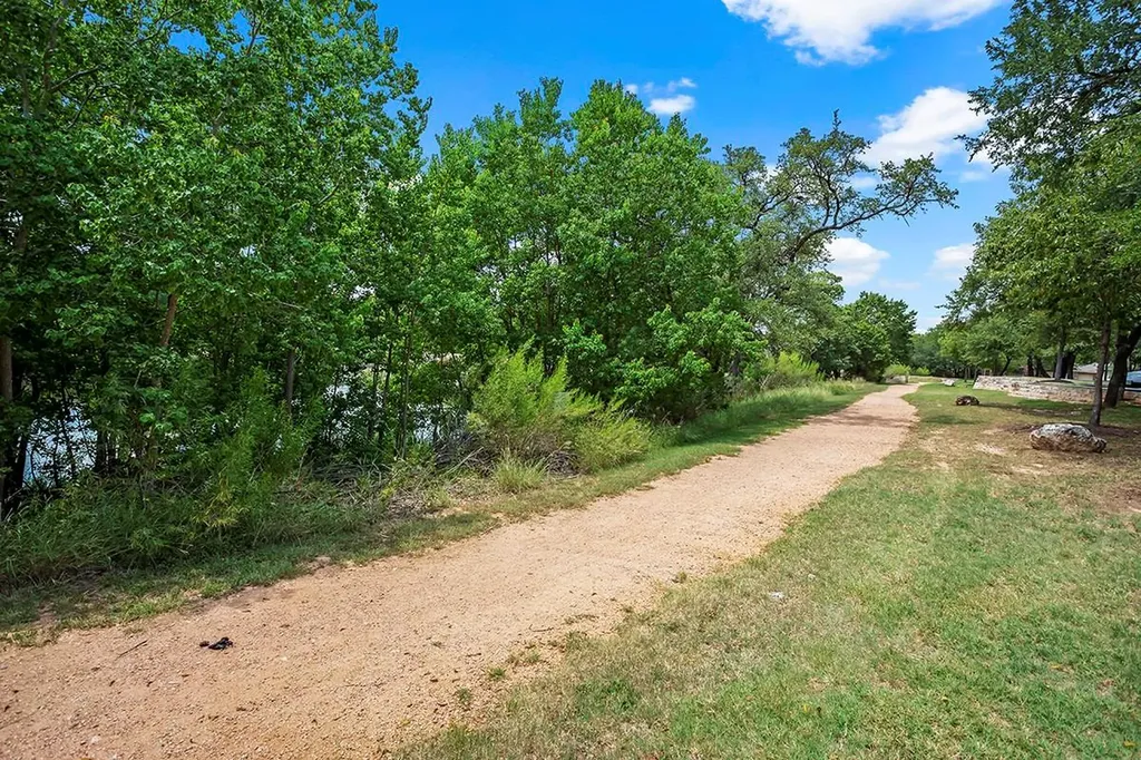 16305 Almaden Drive Austin TX 78717