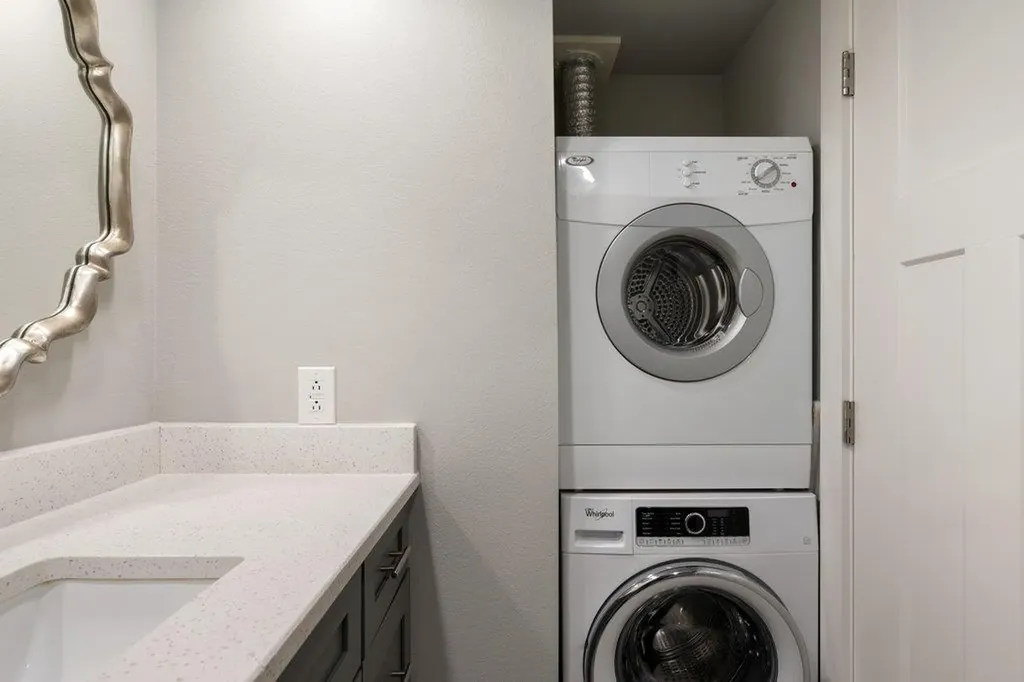 103 Island Drive Horseshoe Bay TX 78657
