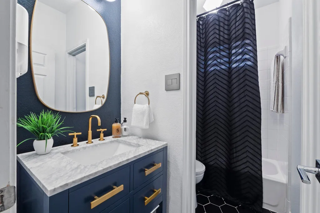16429 Broadbay Drive Austin TX 78717