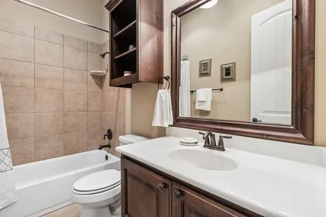 35 Prestonwood Circle Lakeway TX 78734