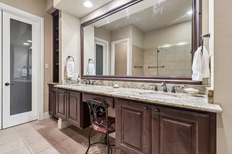 35 Prestonwood Circle Lakeway TX 78734