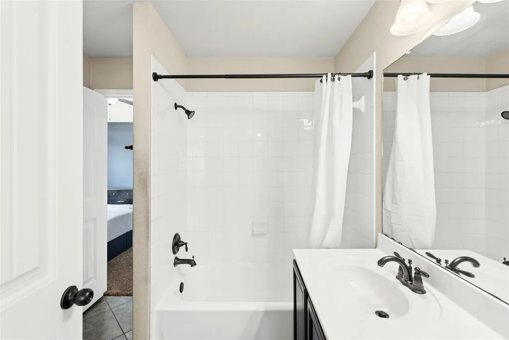 206 Paul Azinger Drive Round Rock TX 78664
