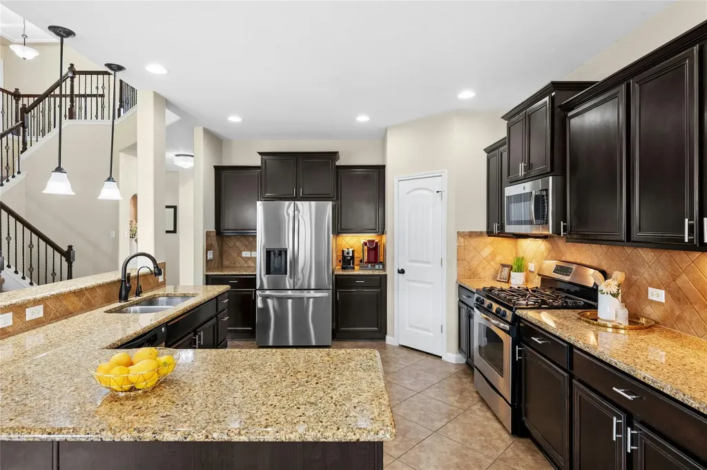 206 Paul Azinger Drive Round Rock TX 78664