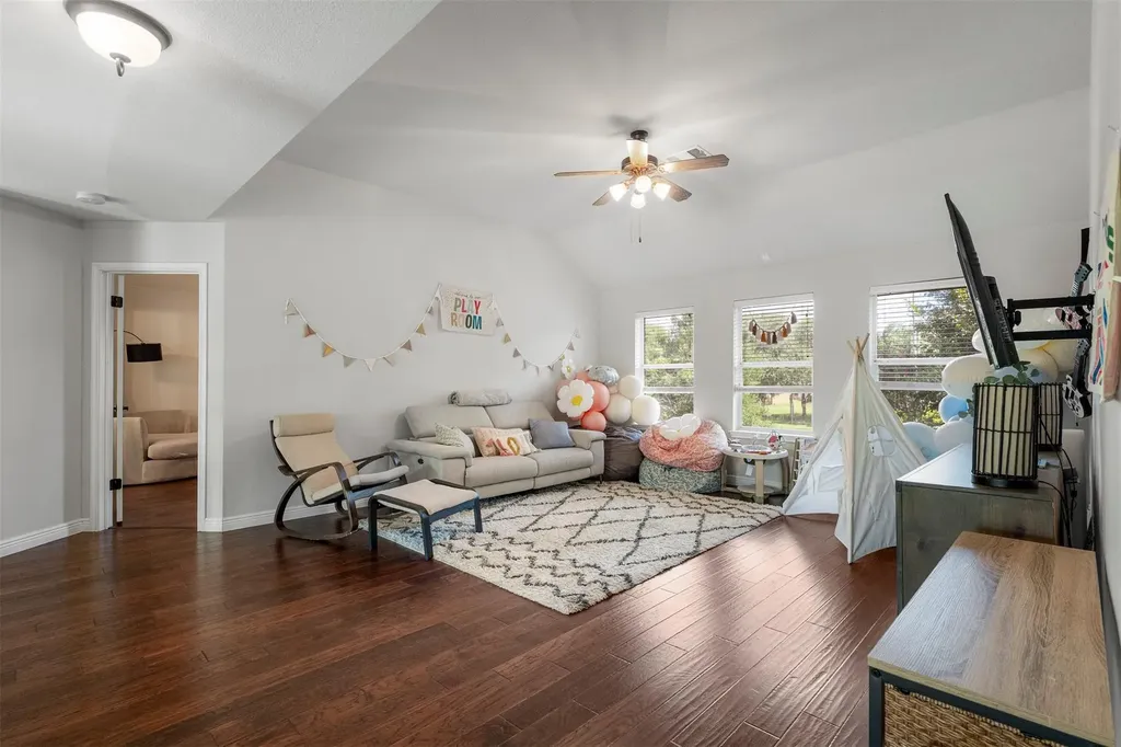 5421 Korth Drive Austin TX 78749