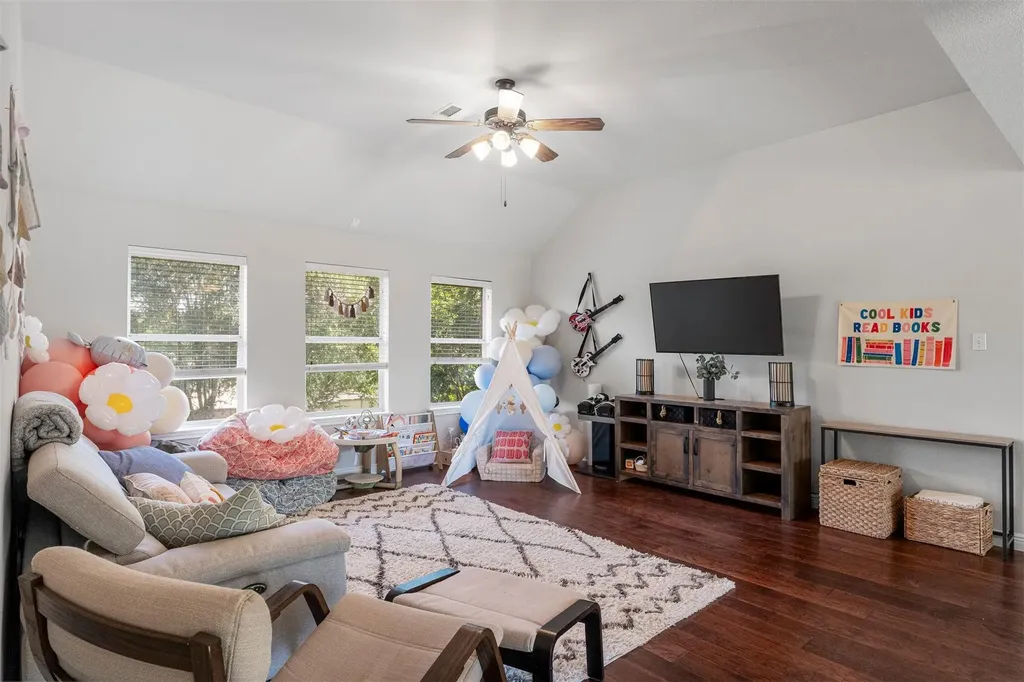 5421 Korth Drive Austin TX 78749