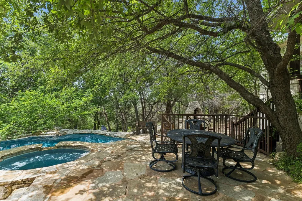 23621 Indian Divide Cove Spicewood TX 78669