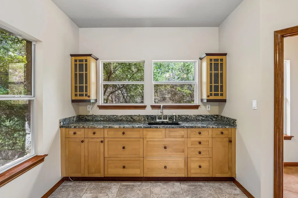 23621 Indian Divide Cove Spicewood TX 78669