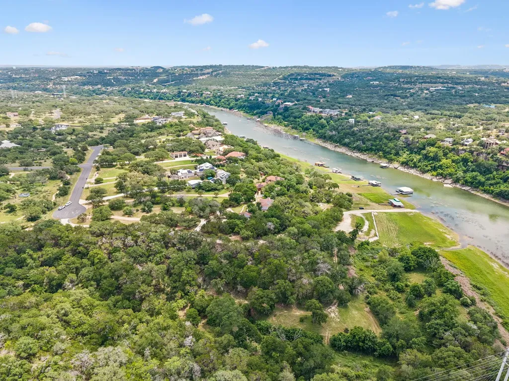 23621 Indian Divide Cove Spicewood TX 78669