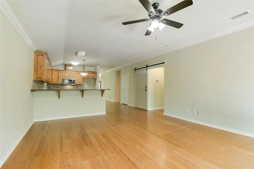 104 Springfield Horseshoe Bay TX 78657