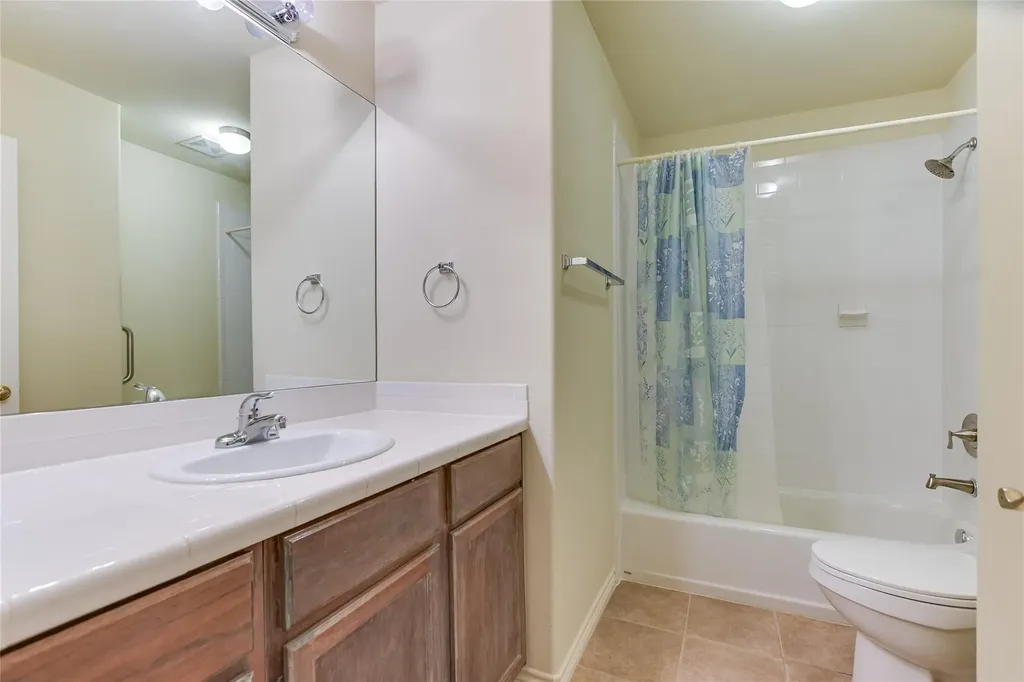 104 Springfield Horseshoe Bay TX 78657