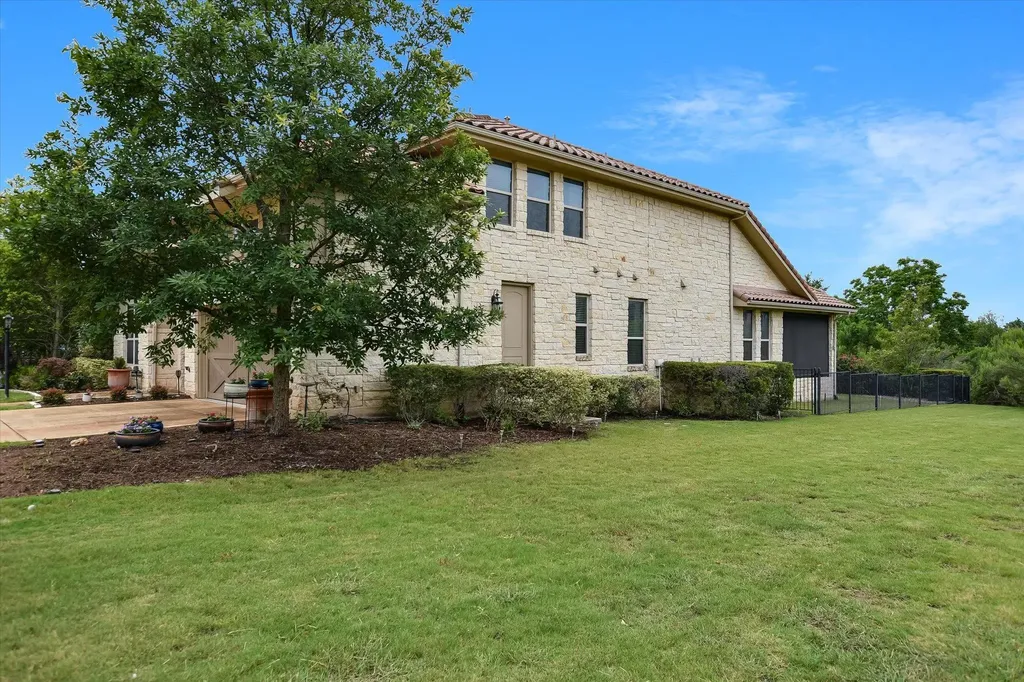 116 Blue Clearing Way Austin TX 78738