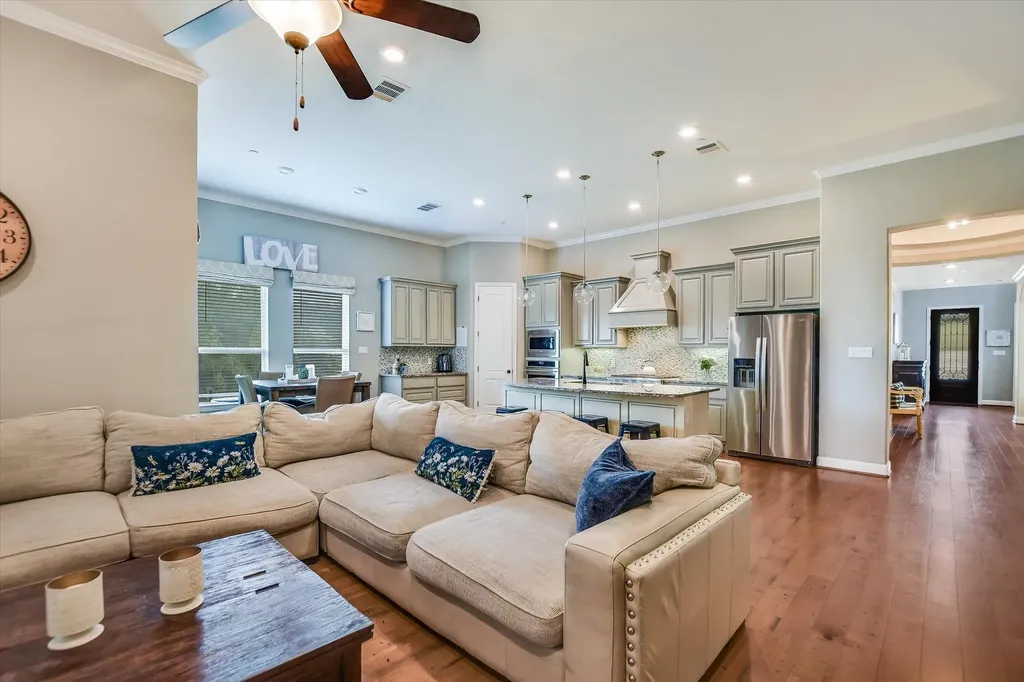 116 Blue Clearing Way Austin TX 78738