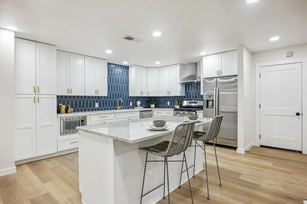 4608 Frontier Trail Austin TX 78745