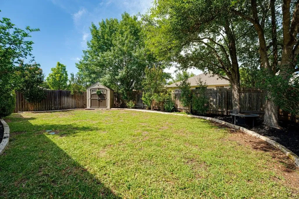 3804 Hidden Lake Crossing Pflugerville TX 78660