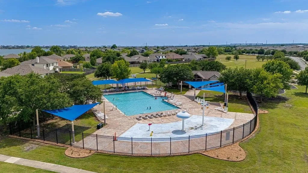 3804 Hidden Lake Crossing Pflugerville TX 78660