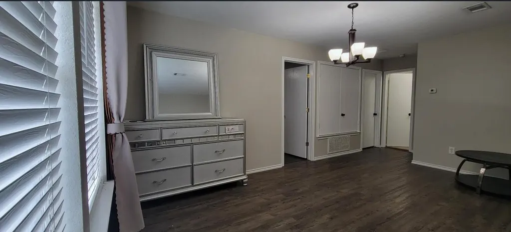 6908 Campina Crossing Del Valle TX 78617