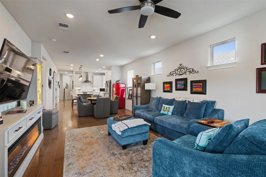 706 Kitty Hawk Road Georgetown TX 78633