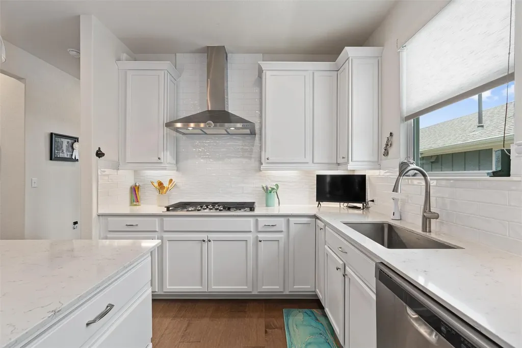 706 Kitty Hawk Road Georgetown TX 78633