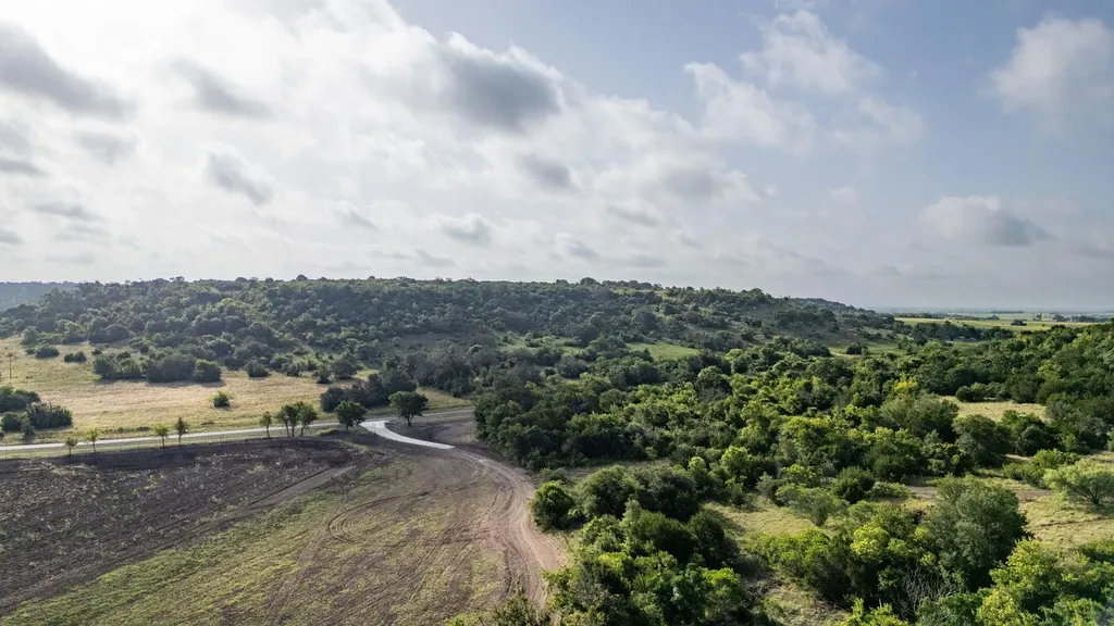 101 Fm-1047 Hamilton TX 76880