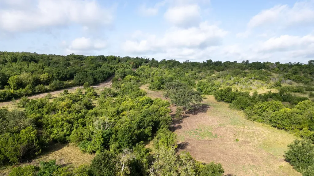 101 Fm-1047 Hamilton TX 76880