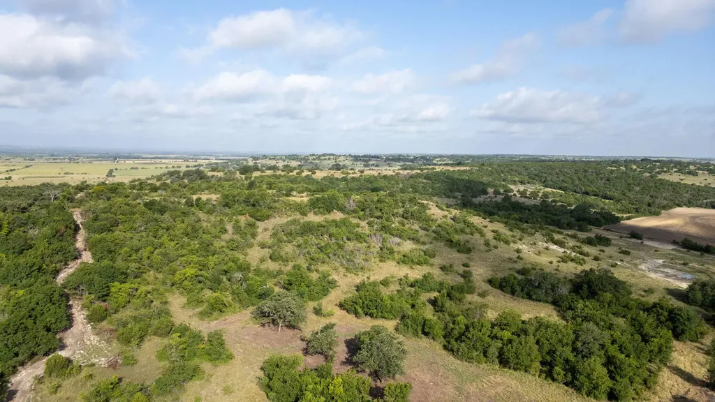 101 Fm-1047 Hamilton TX 76880