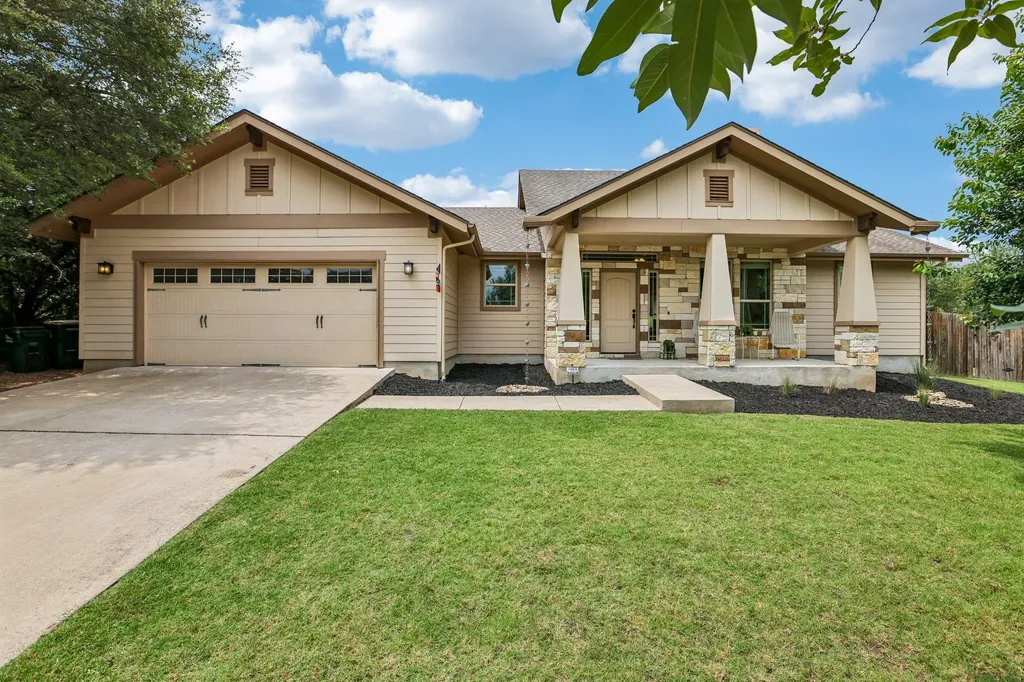 1058 Daviot Drive Spicewood TX 78669